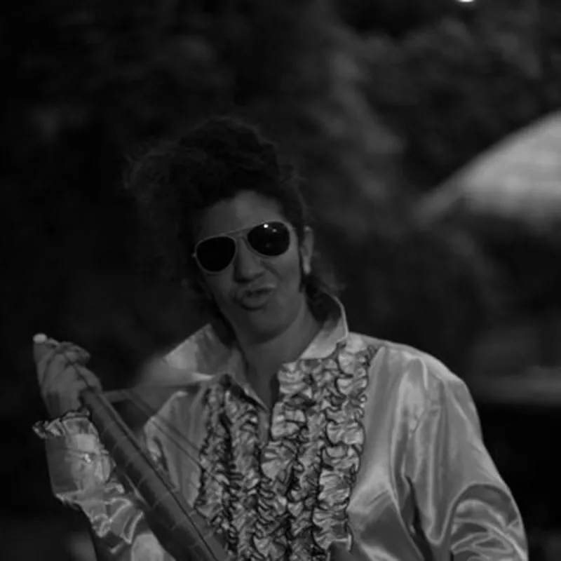 elvislove.jpg